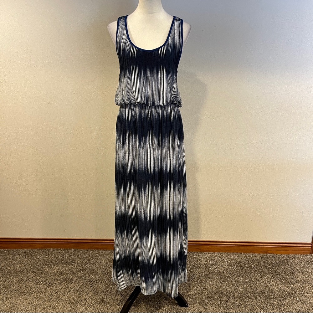 Vfish Navy and White Striped sleeveless‎ stretchy Maxi Dress size medium